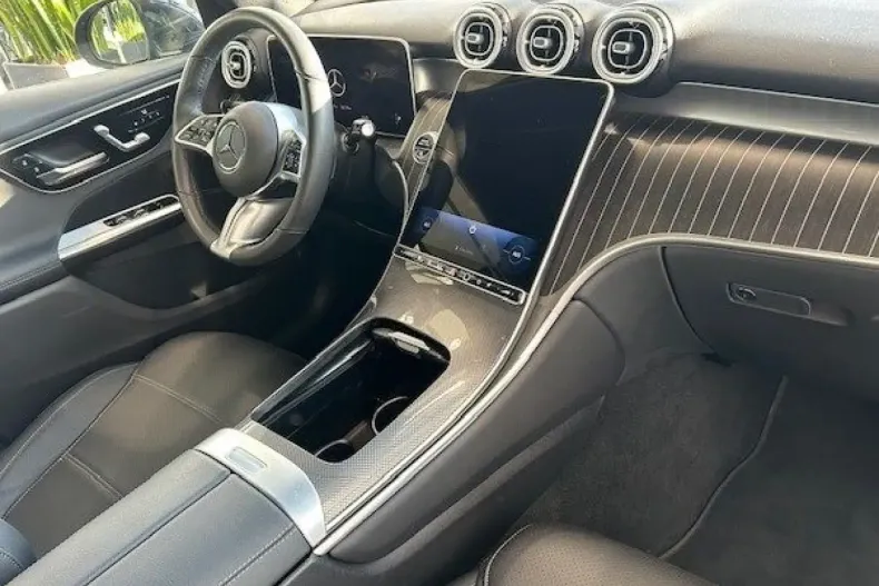 Mercedes-Benz GLC 200 (Clasa GLC) din 2024 cu 19.999 km - oferta MER185133 - foto 11