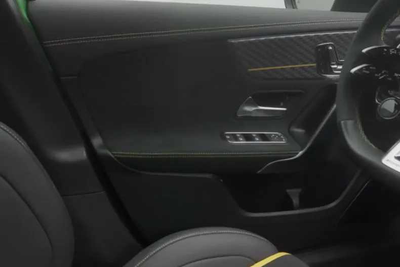 Mercedes-Benz A 45 AMG (Clasa A) din 2024 cu 17.139 km - oferta MER185134 - foto 23