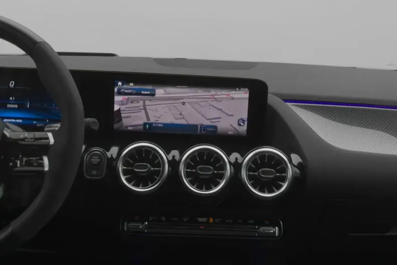 Mercedes-Benz GLA 45 AMG (Clasa GLA) din 2024 cu 25.917 km - oferta MER185137 - foto 18