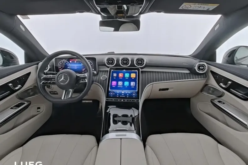 Mercedes-Benz CLE 200 (Clasa CLE) din 2024 cu 24.801 km - oferta MER185142 - foto 4