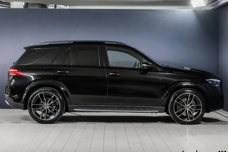 Mercedes-Benz GLE 580 (Clasa GLE) din 2024 cu 19.445 km - oferta MER185145 - foto 4