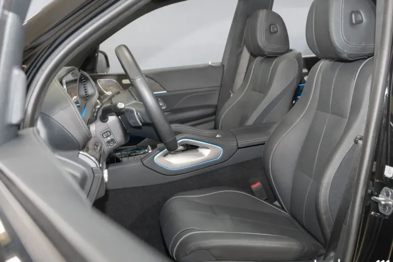 Mercedes-Benz GLE 580 (Clasa GLE) din 2024 cu 19.445 km - oferta MER185145 - foto 14