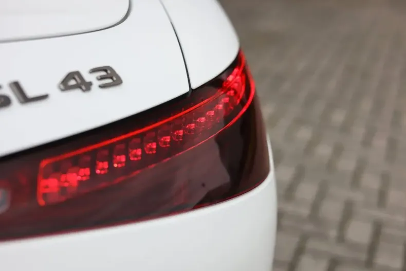 Mercedes-Benz SL 43 AMG (Clasa SL) din 2023 cu 17.035 km - oferta MER185155 - foto 21