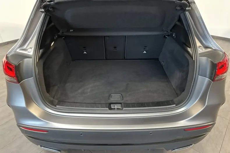 Mercedes-Benz GLA 200 (Clasa GLA) din 2022 cu 39.750 km - oferta MER185156 - foto 6