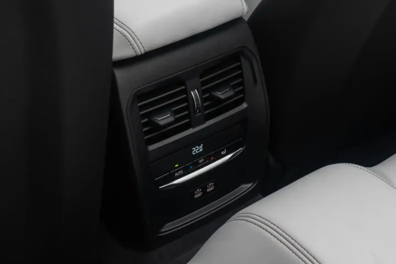 BMW M4 (Modele M) din 2022 cu 21.043 km - oferta BMW185163 - foto 33