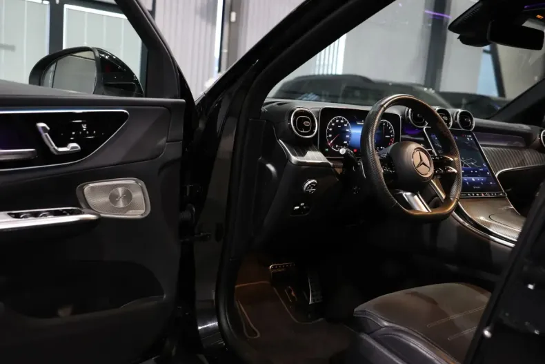 Mercedes-Benz GLC 300 (Clasa GLC) din 2023 cu 42.000 km - oferta MER185168 - foto 18