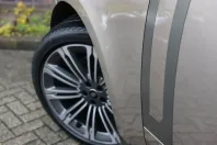 Land Rover Range Rover din 2023 cu 44.641 km - oferta LAN185174 - foto 8