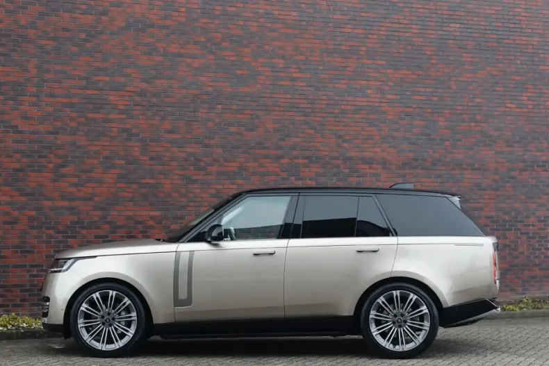 Land Rover Range Rover din 2023 cu 44.641 km - oferta LAN185174 - foto 15