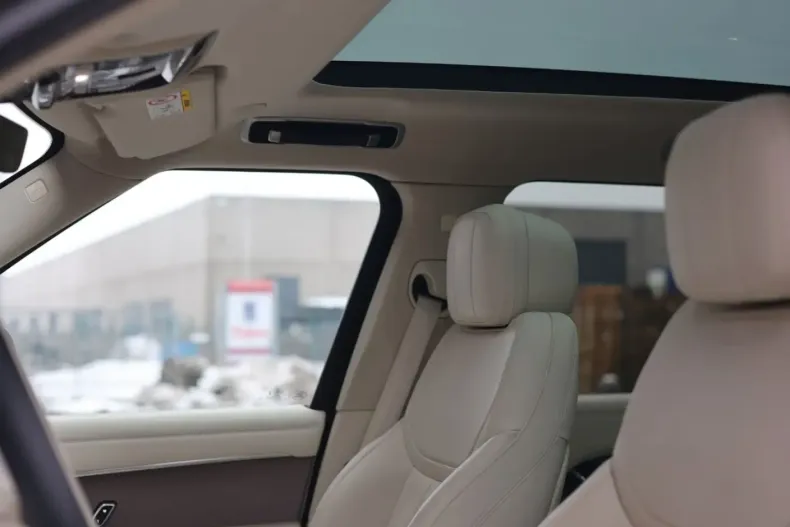 Land Rover Range Rover din 2023 cu 44.641 km - oferta LAN185174 - foto 25