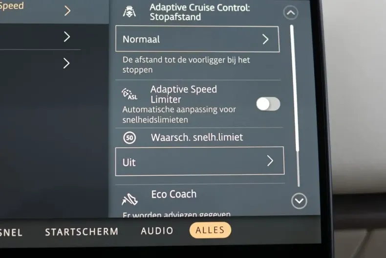 Land Rover Range Rover din 2023 cu 44.641 km - oferta LAN185174 - foto 44