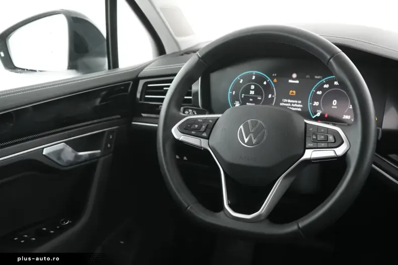 Volkswagen Touareg din 2025 cu 31.131 km - oferta VOL185179 - foto 9