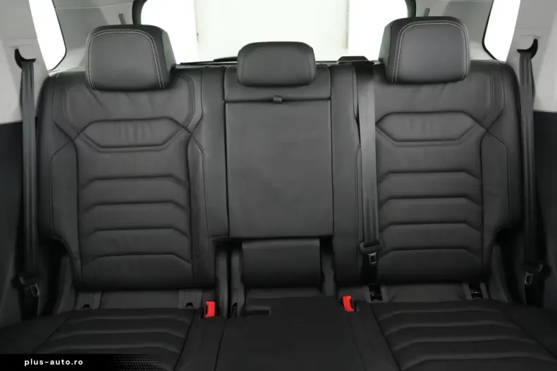 Volkswagen Touareg din 2025 cu 31.131 km - oferta VOL185179 - foto 12