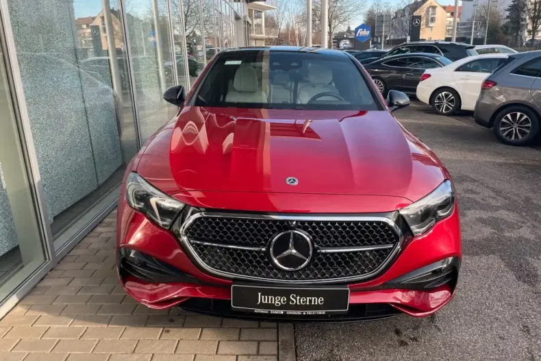 Mercedes-Benz E 400 (Clasa E) din 2024 cu 32.403 km - oferta MER185180 - foto 3