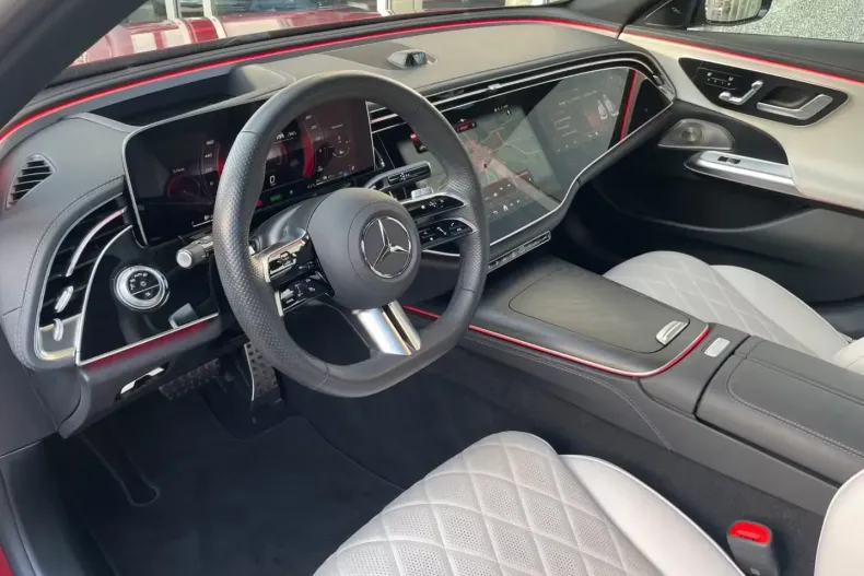 Mercedes-Benz E 400 (Clasa E) din 2024 cu 32.403 km - oferta MER185180 - foto 22