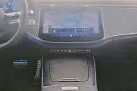 Mercedes-Benz E 300 (Clasa E) din 2024 cu 14.552 km - oferta MER185182 - foto 8