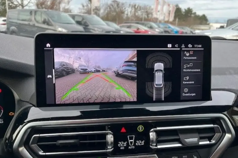 BMW X4 (Seria X) din 2024 cu 21.400 km - oferta BMW185198 - foto 9