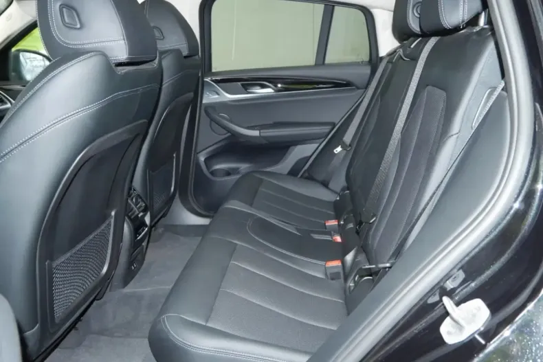 BMW X4 (Seria X) din 2024 cu 11.485 km - oferta BMW185202 - foto 6