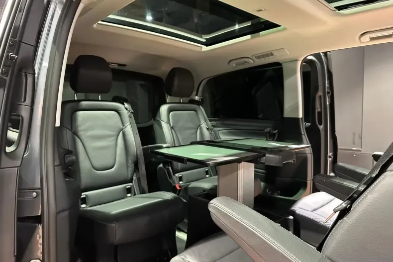 Mercedes-Benz V 300 (Clasa V) din 2022 cu 43.793 km - oferta MER185203 - foto 11