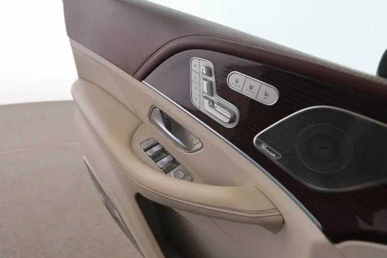 Mercedes-Benz GLS 600 (Clasa GLS) din 2021 cu 85.400 km - oferta MER185204 - foto 12