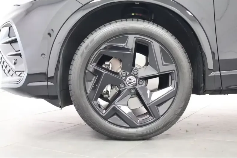 Volkswagen Tiguan din 2025 cu 12.242 km - oferta VOL185213 - foto 8