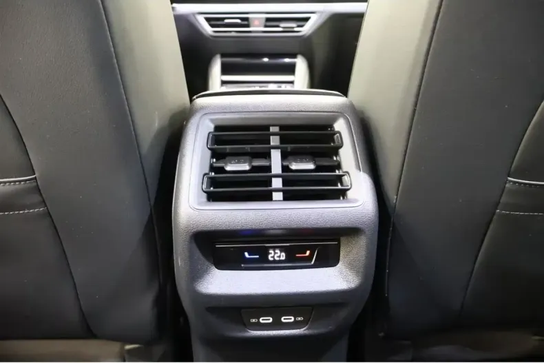 Volkswagen Tiguan din 2025 cu 12.242 km - oferta VOL185213 - foto 18