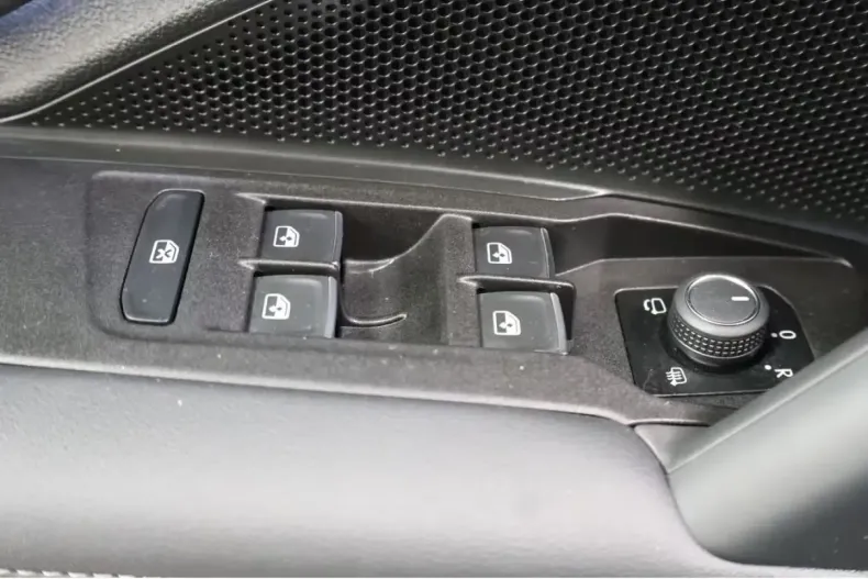 Volkswagen Tiguan din 2025 cu 12.242 km - oferta VOL185213 - foto 20