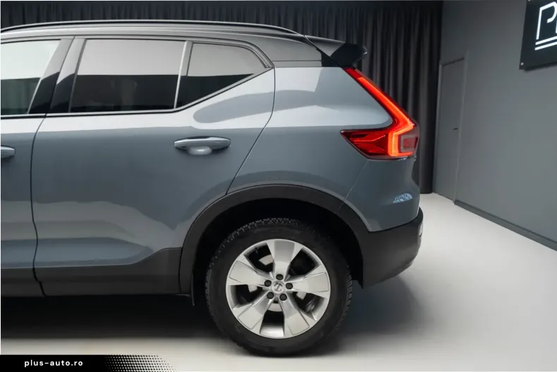 Volvo XC40 din 2022 cu 78.400 km - oferta VOL185217 - foto 9