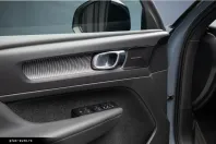 Volvo XC40 din 2022 cu 78.400 km - oferta VOL185217 - foto 28