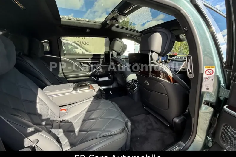 Mercedes-Benz S 580 (Clasa S) din 2024 cu 21.574 km - oferta MER185220 - foto 11