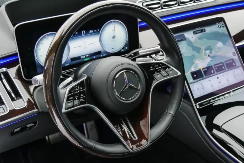 Mercedes-Benz S 580 (Clasa S) din 2023 cu 23.844 km - oferta MER185221 - foto 8