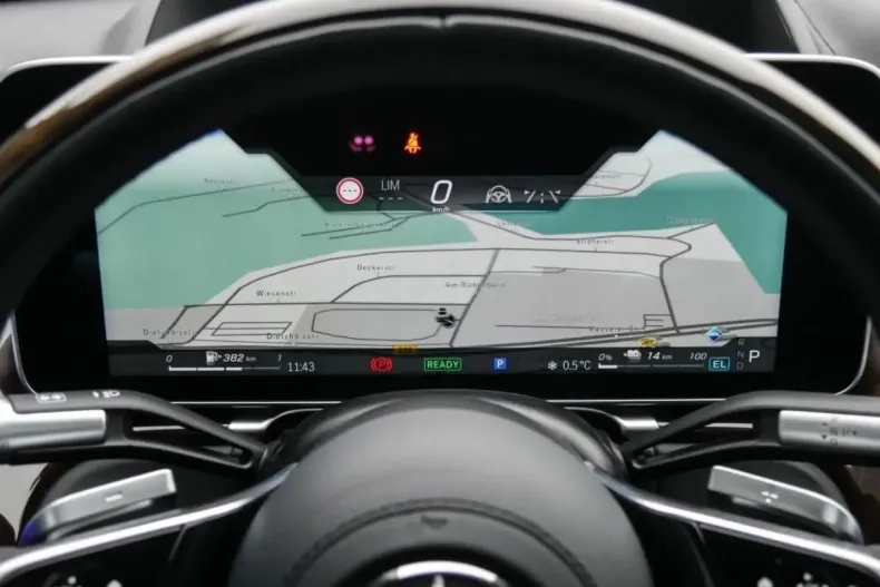 Mercedes-Benz S 580 (Clasa S) din 2023 cu 23.844 km - oferta MER185221 - foto 12