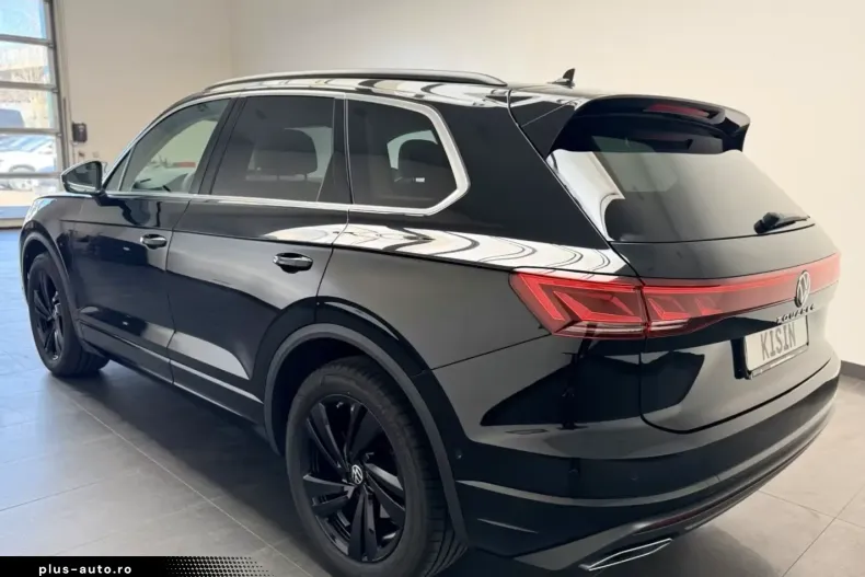 Volkswagen Touareg din 2023 cu 13.771 km - oferta VOL185228 - foto 3