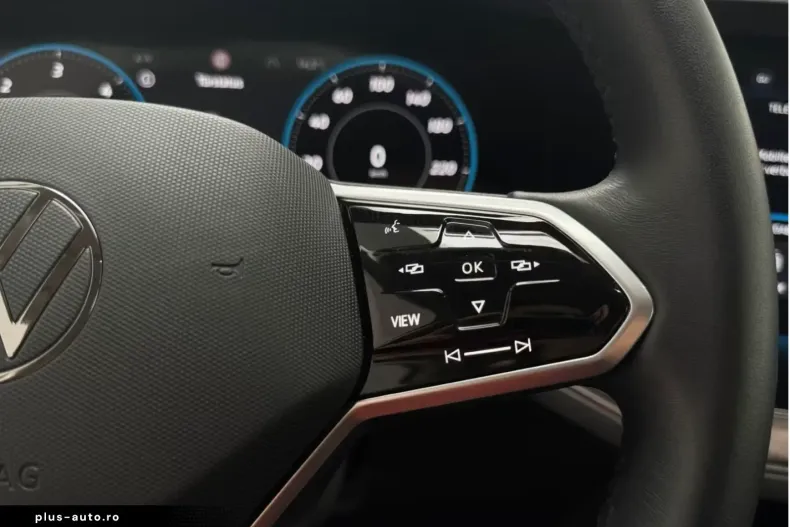 Volkswagen Touareg din 2023 cu 13.771 km - oferta VOL185228 - foto 14