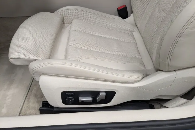 BMW 840 (Seria 8) din 2021 cu 35.457 km - oferta BMW185229 - foto 11