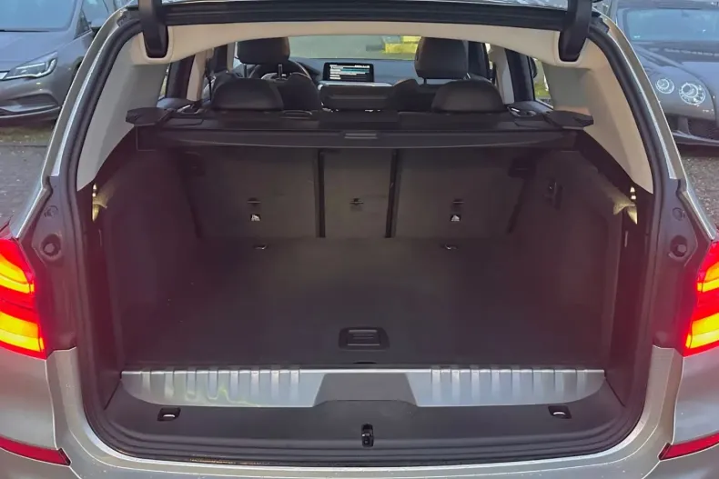 BMW X3 (Seria X) din 2021 cu 76.000 km - oferta BMW185232 - foto 18