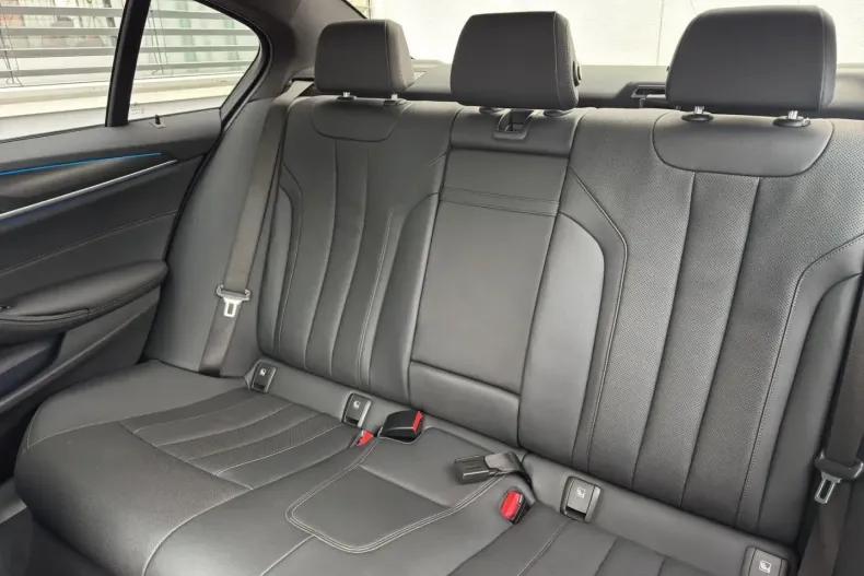 BMW 530 (Seria 5) din 2022 cu 65.500 km - oferta BMW185240 - foto 8