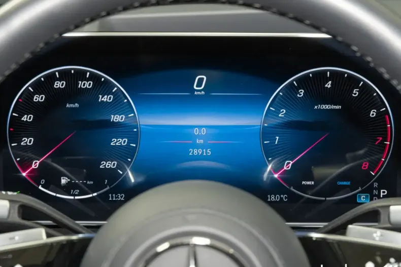 Mercedes-Benz S 580 (Clasa S) din 2023 cu 28.914 km - oferta MER185246 - foto 21