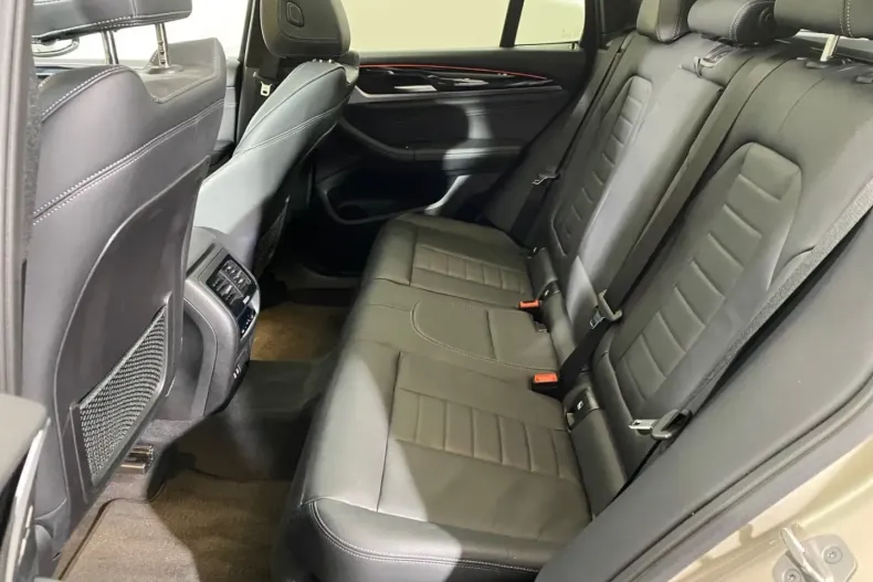 BMW X3 (Seria X) din 2022 cu 59.298 km - oferta BMW185252 - foto 13