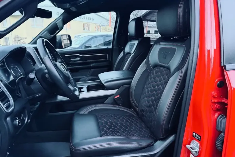 Dodge RAM din 2022 cu 26.900 km - oferta DOD185256 - foto 34