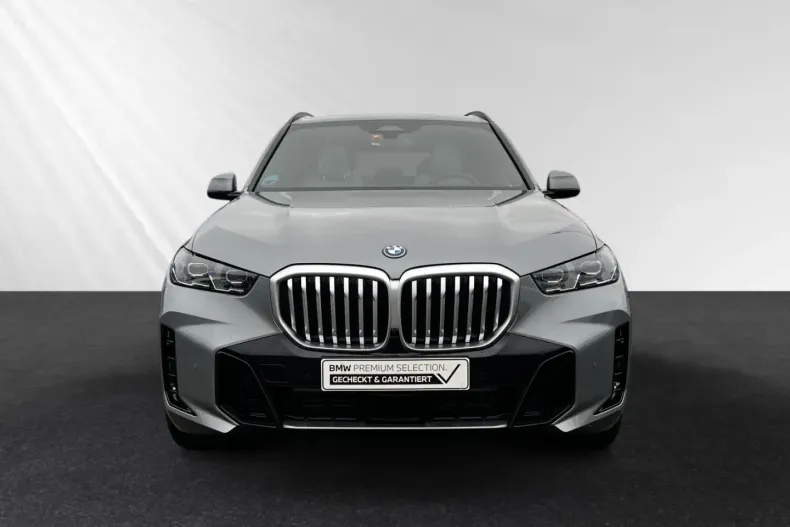 BMW X5 (Seria X) din 2025 cu 11.860 km - oferta BMW185263 - foto 1