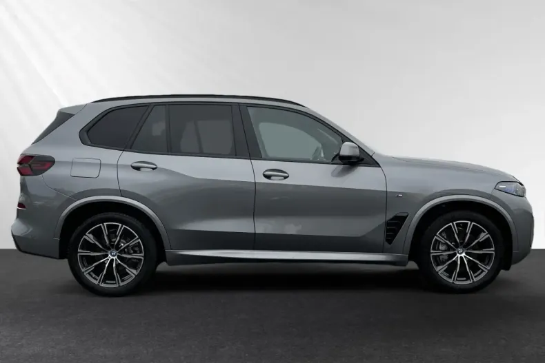 BMW X5 (Seria X) din 2025 cu 11.860 km - oferta BMW185263 - foto 2