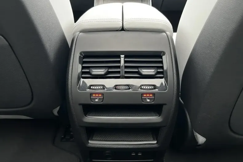 BMW X5 (Seria X) din 2025 cu 11.860 km - oferta BMW185263 - foto 13