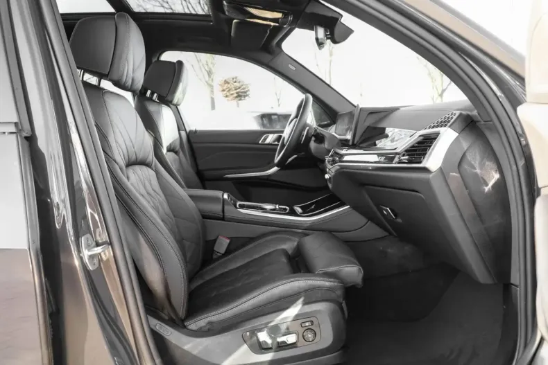 BMW X5 (Seria X) din 2025 cu 24.990 km - oferta BMW185265 - foto 3