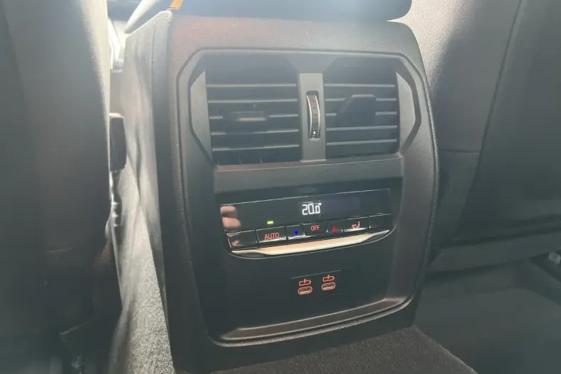 BMW 320 (Seria 3) din 2025 cu 10.500 km - oferta BMW185268 - foto 13