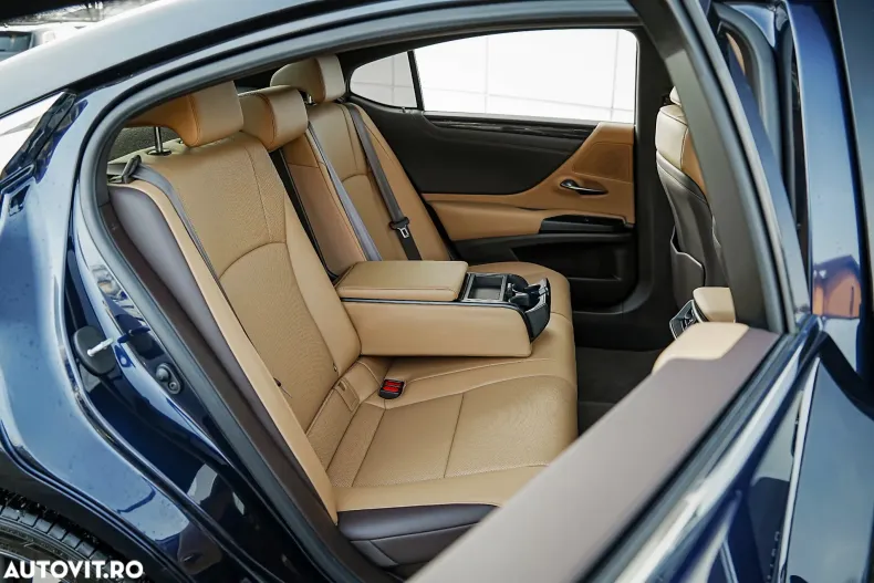 Lexus Seria ES din 2021 cu 114.200 km - oferta LEX185281 - foto 6