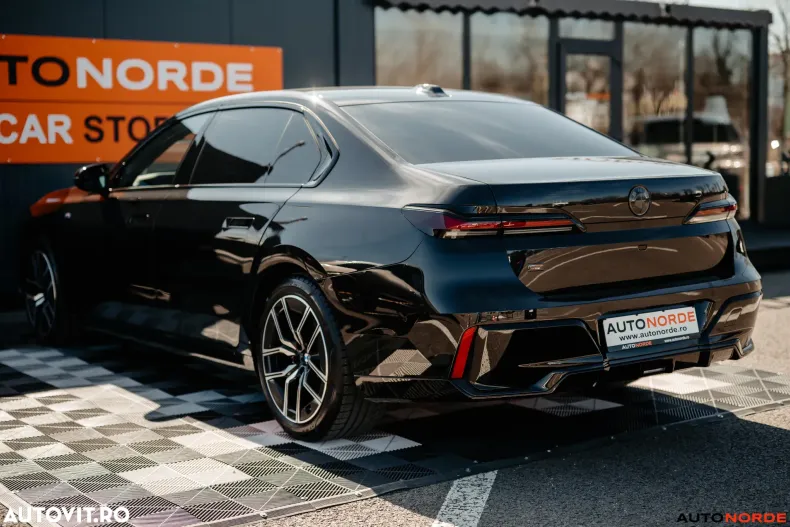 BMW Seria 7 din 2024 cu 54.500 km - oferta BMW185288 - foto 11
