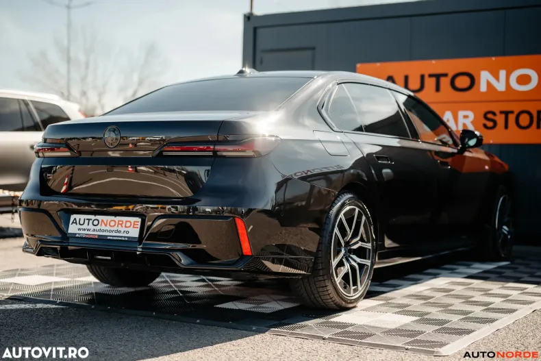BMW Seria 7 din 2024 cu 54.500 km - oferta BMW185288 - foto 13