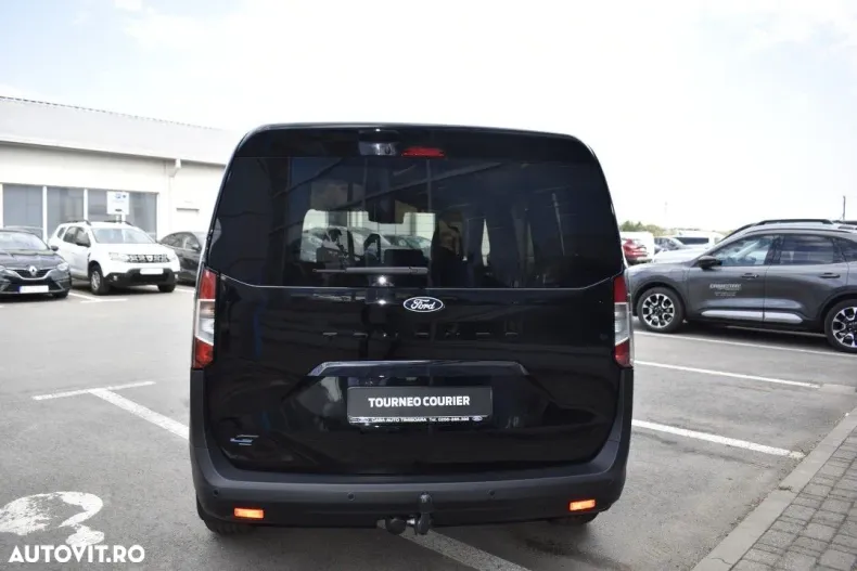 Ford Tourneo Courier din 2025 cu 2.650 km - oferta FOR185292 - foto 5