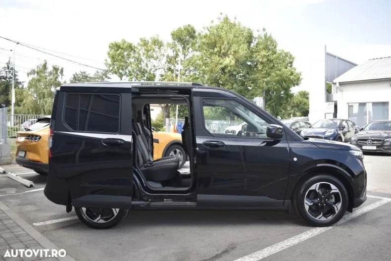 Ford Tourneo Courier din 2025 cu 2.650 km - oferta FOR185292 - foto 10