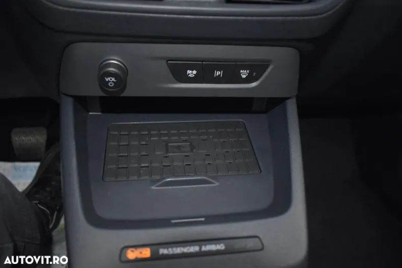 Ford Tourneo Courier din 2025 cu 2.650 km - oferta FOR185292 - foto 21